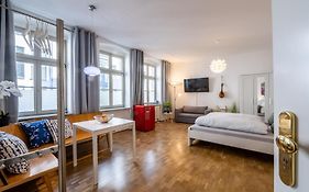 Große Altstadtwohnung in TOP Lage Zentrum